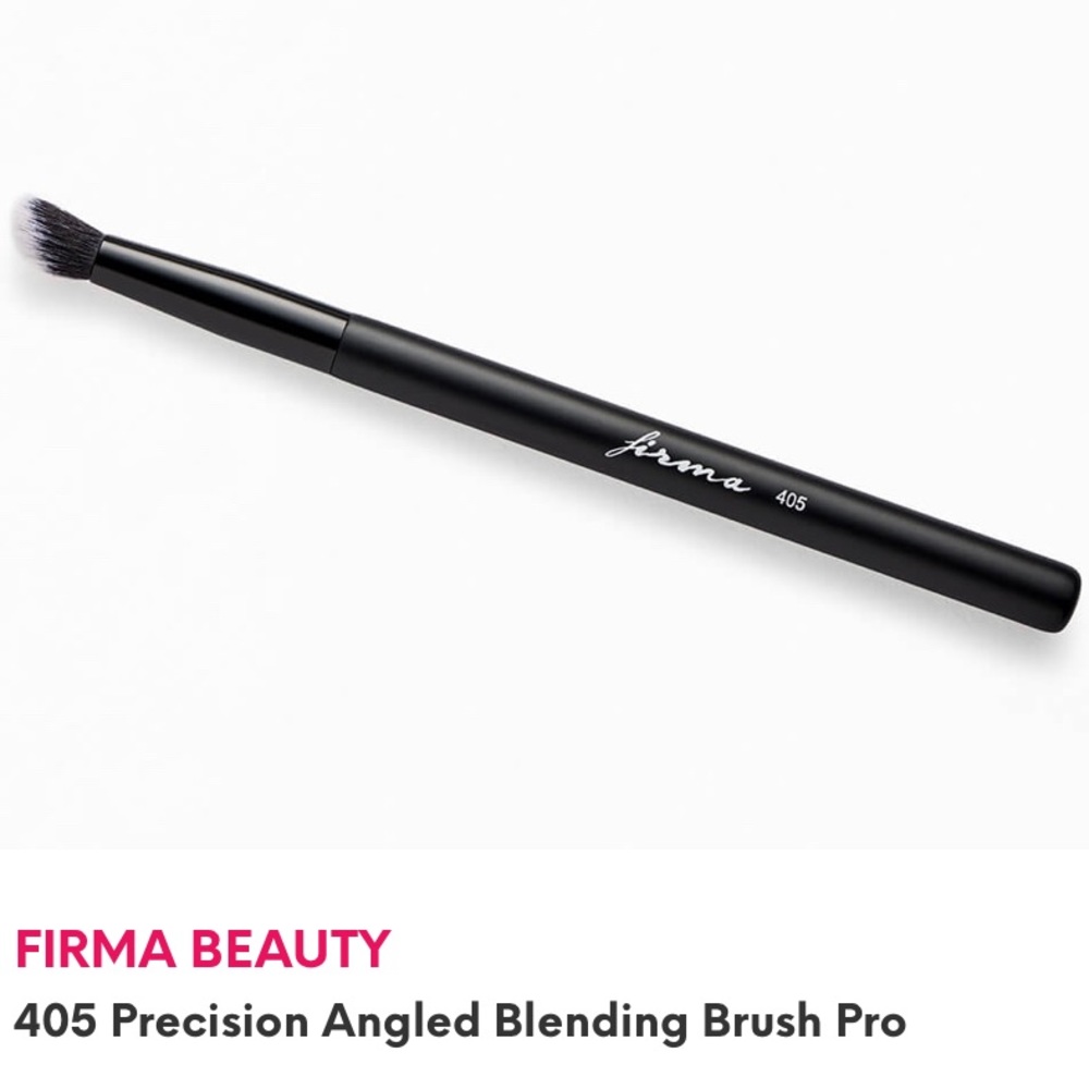 Angled Blending Brush - NWT
